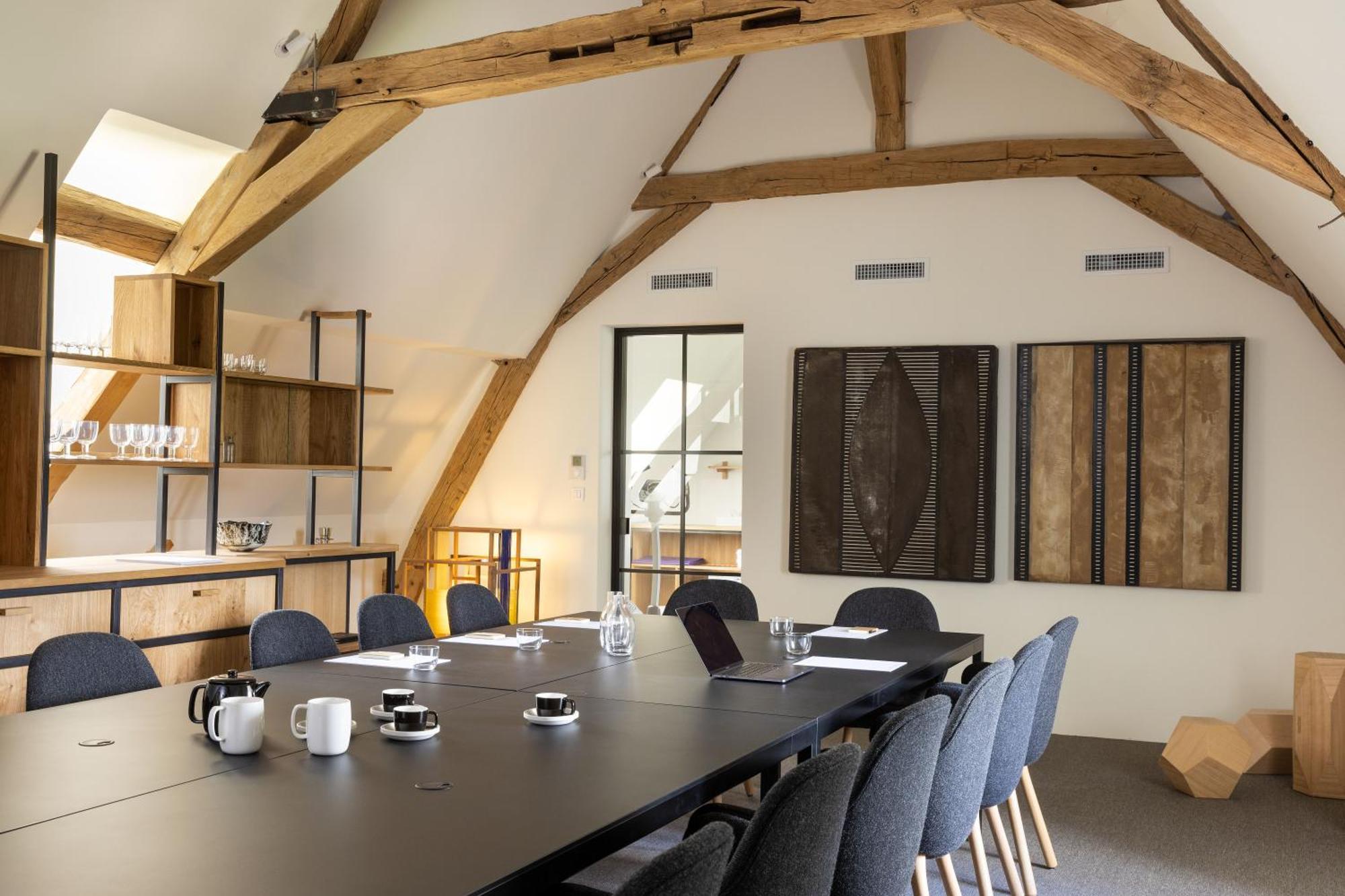Chateau De La Resle - Design 4*
