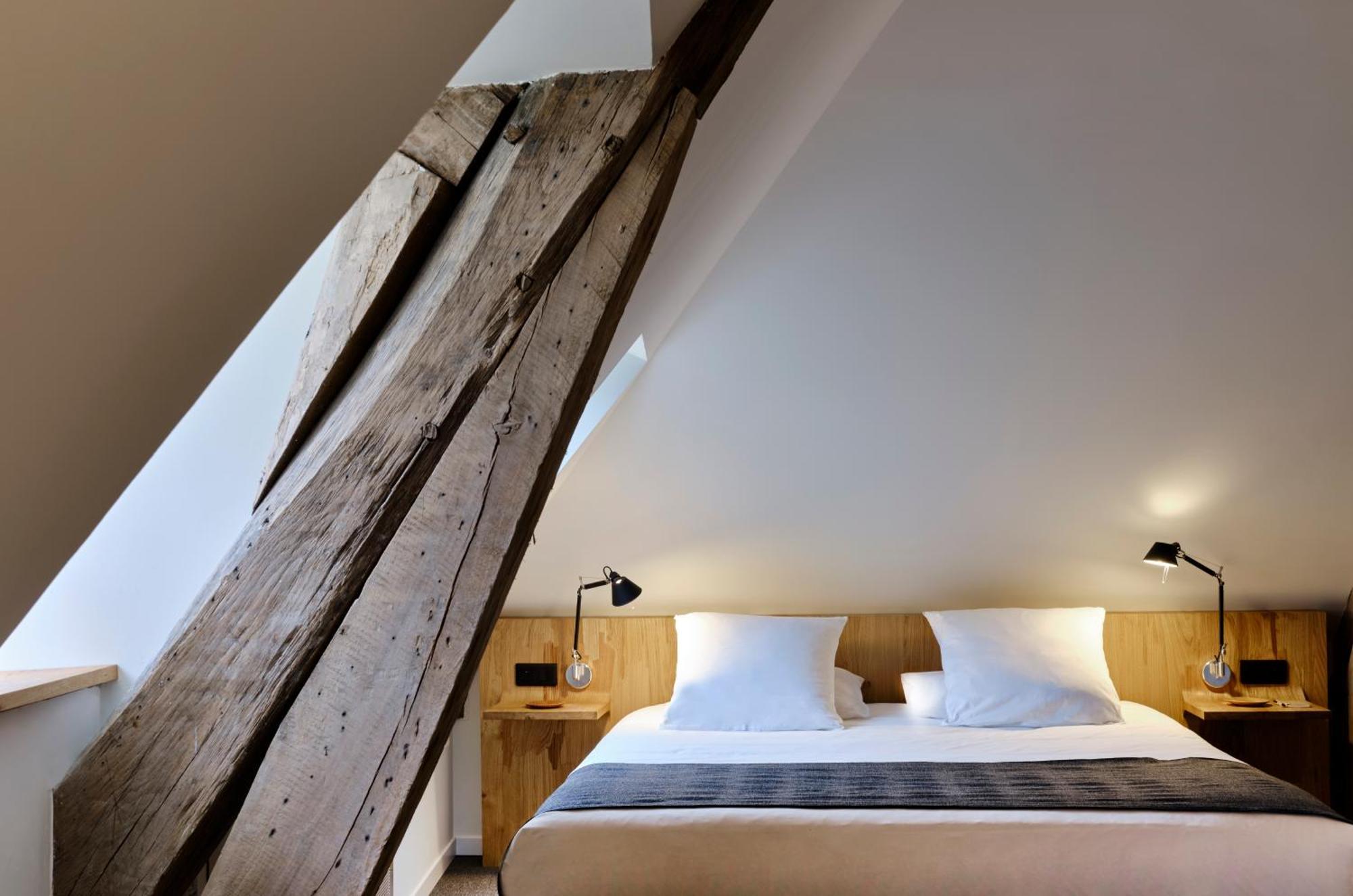 Chateau De La Resle - Design Maison d'hôtes 4*