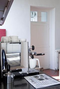 Chateau De La Resle - Design